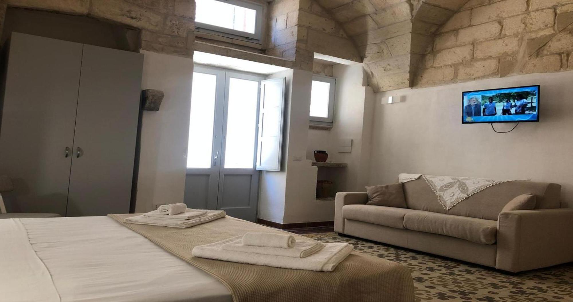 Odegos Monolocali Vico Sant'Antonio Villa การ์ปิญาโน ซาเลนติโน ภายนอก รูปภาพ