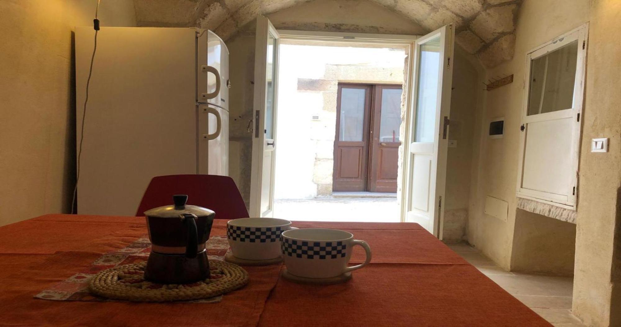 Odegos Monolocali Vico Sant'Antonio Villa การ์ปิญาโน ซาเลนติโน ภายนอก รูปภาพ