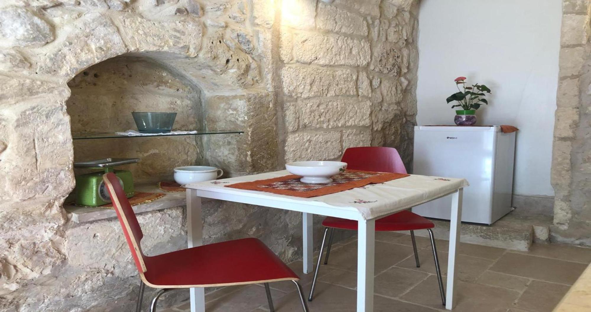 Odegos Monolocali Vico Sant'Antonio Villa การ์ปิญาโน ซาเลนติโน ภายนอก รูปภาพ