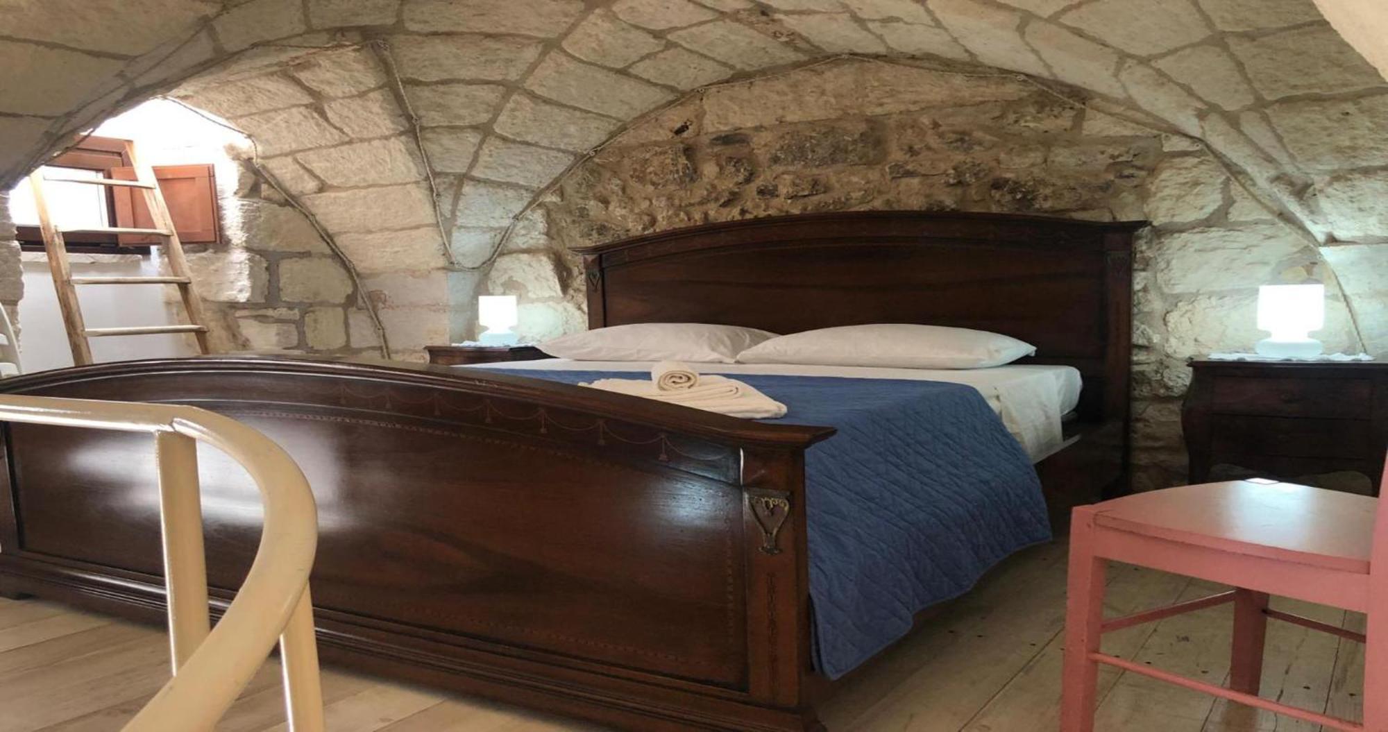 Odegos Monolocali Vico Sant'Antonio Villa การ์ปิญาโน ซาเลนติโน ภายนอก รูปภาพ