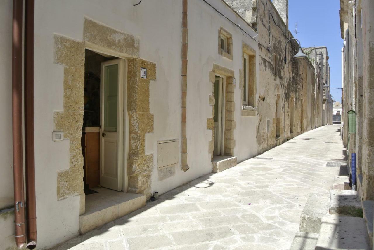 Odegos Monolocali Vico Sant'Antonio Villa การ์ปิญาโน ซาเลนติโน ภายนอก รูปภาพ